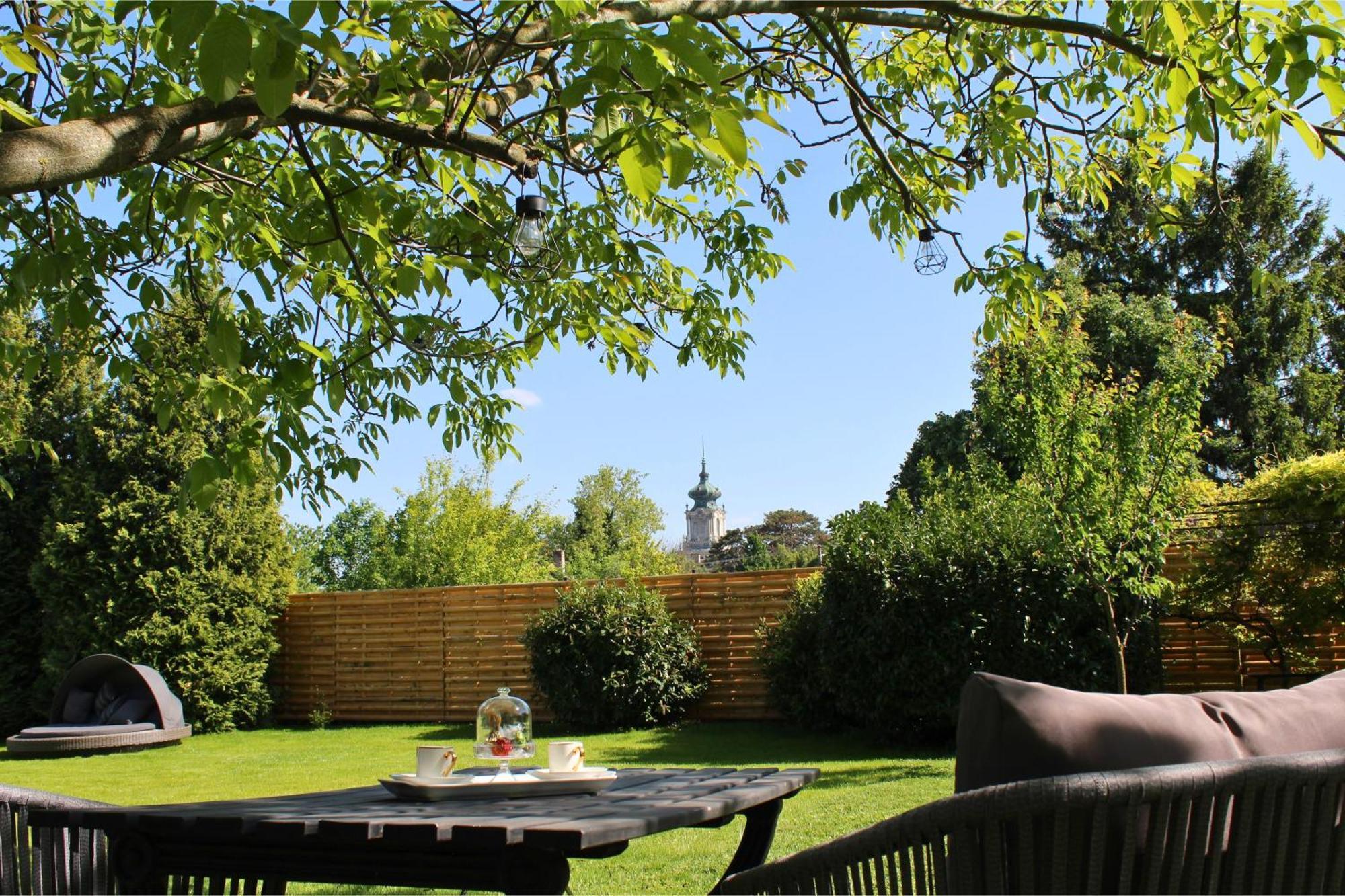 The Secret Garden - Keszthely Bed & Breakfast Exterior photo